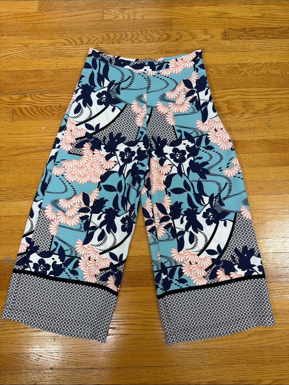 Topshop Teal and Navy Floral Cropped Wide-Leg Pants